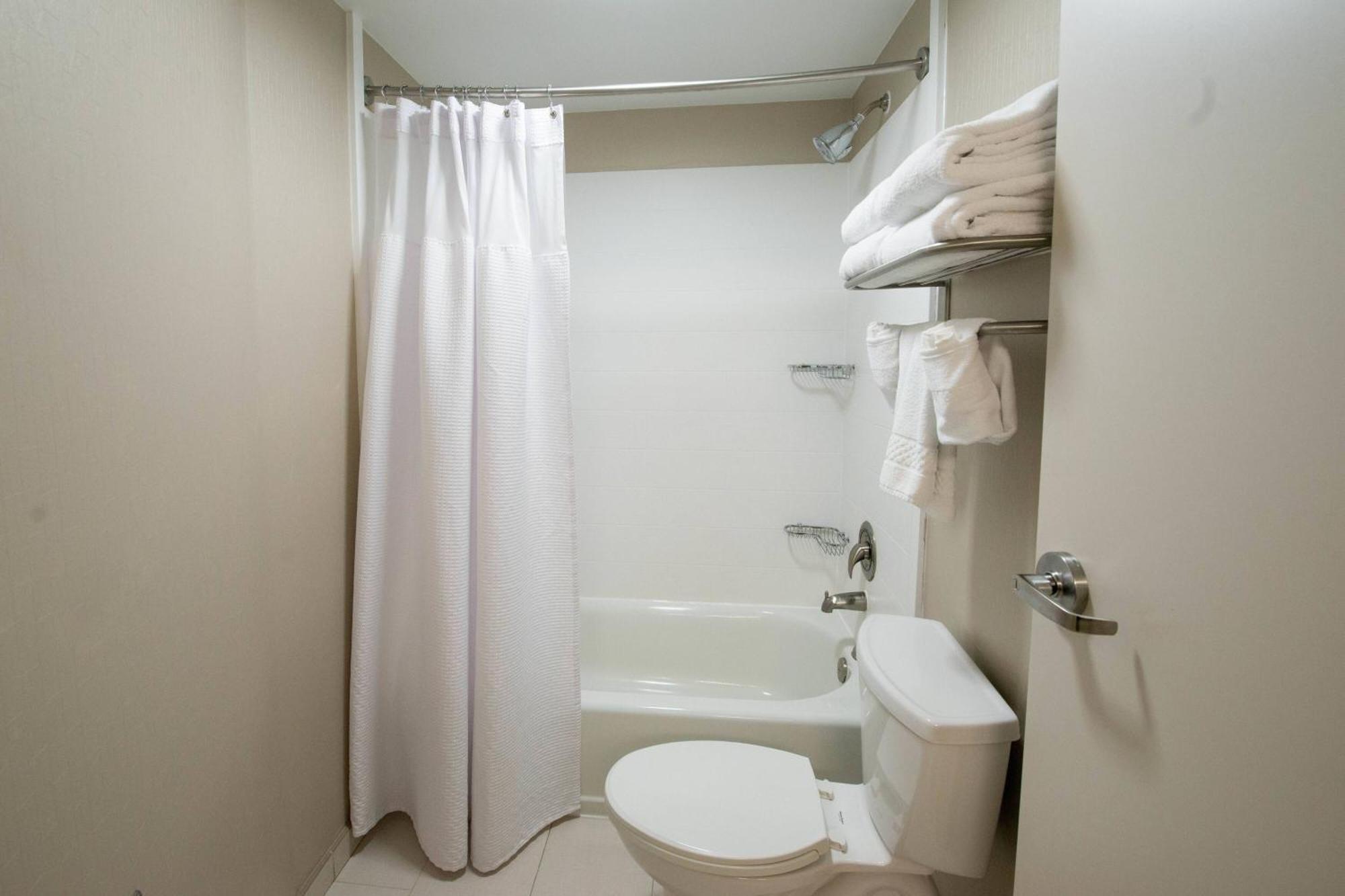 Springhill Suites By Marriott Winston-Salem Hanes Mall Exterior photo