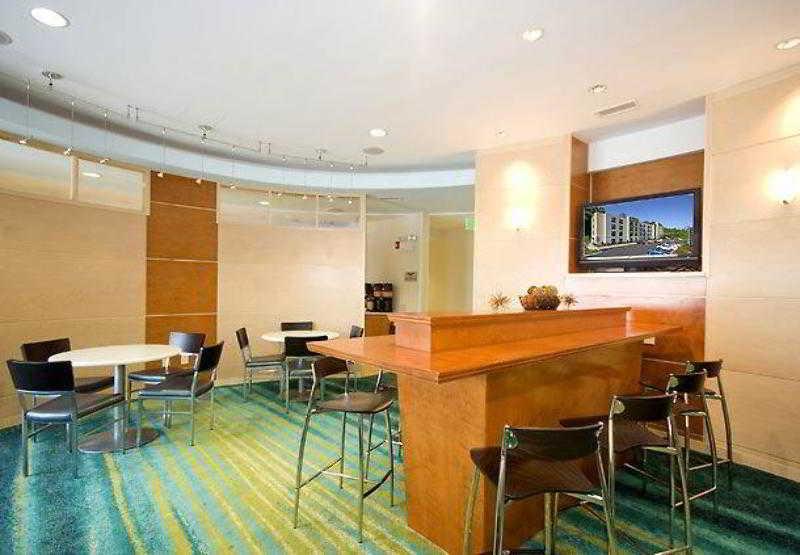 Springhill Suites By Marriott Winston-Salem Hanes Mall Restaurant photo
